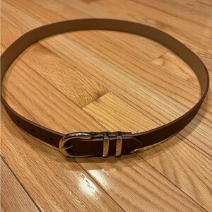 New! Old Navy Women’s Brown Leather Belt with Gold Buckle, size M/L